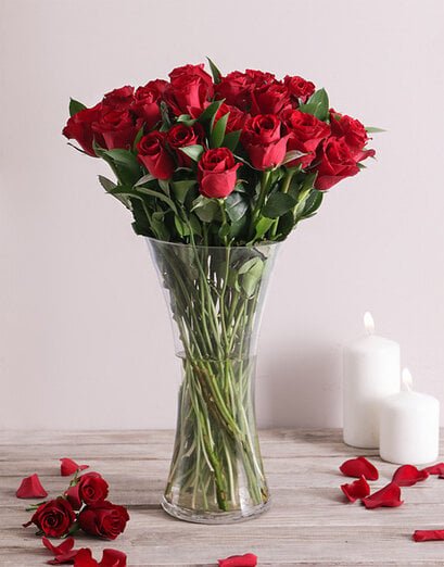 Scarlet Love Rose Vase - Product image