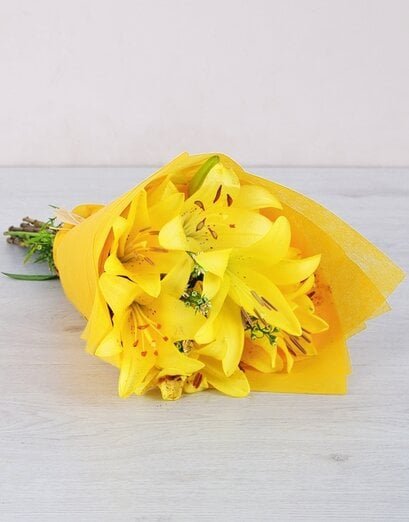 Yellow Asiflorum Lily Bouquet - Product image