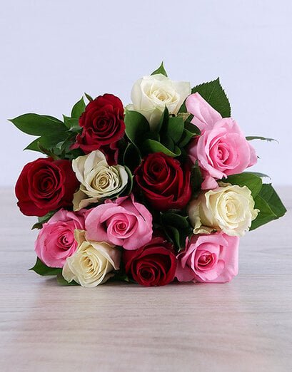 Mixed Roses in White Craft Paper - Product image