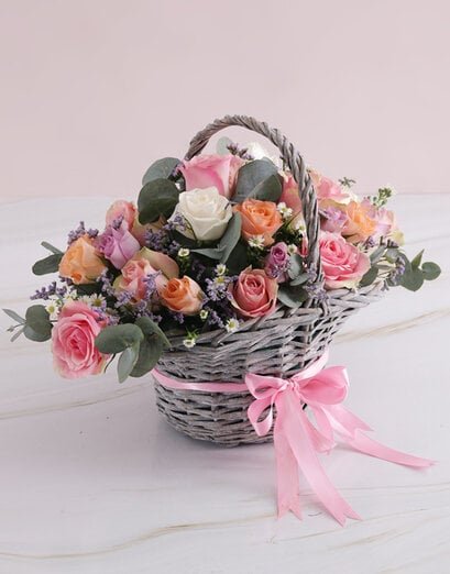 Radiant Roses Willow Basket