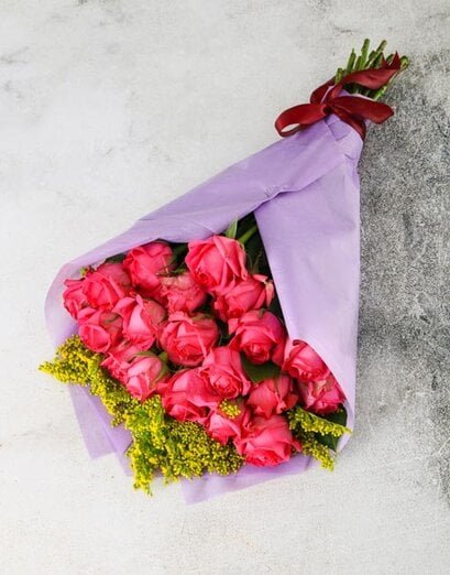 Seriously Cerise Rose Bouquet - Product image