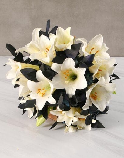Beautiful St Joseph Lilies Bouquet - Product image