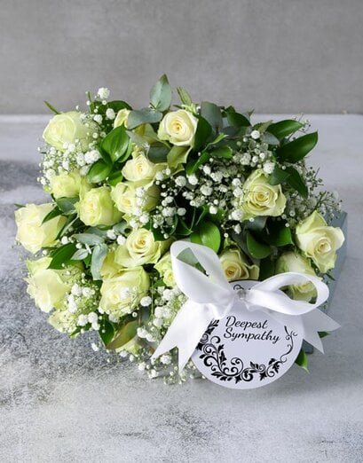 Peaceful Ivory Roses - Product image