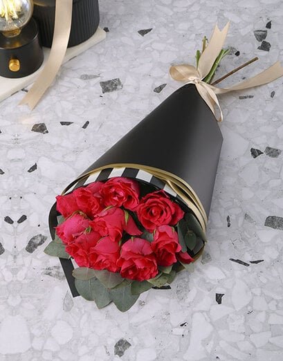 Luxe Cerise Rose Bouquet - Product image