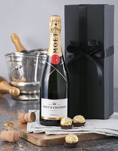 Black Box of Moet