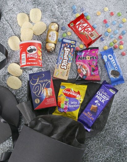 Hat Box of Sweet Treats - Product image
