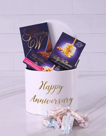 Anniversary Sally Williams Hat Box Treat
