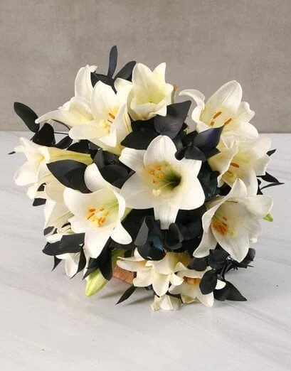 Beautiful St Joseph Lilies Bouquet - Product image