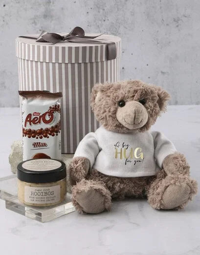 Big Hugs Of Love Teddy Gift Set - Product image