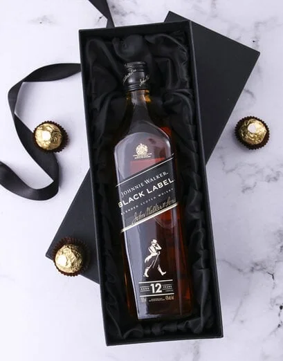 Black Box of Johnnie Walker Black - Product image