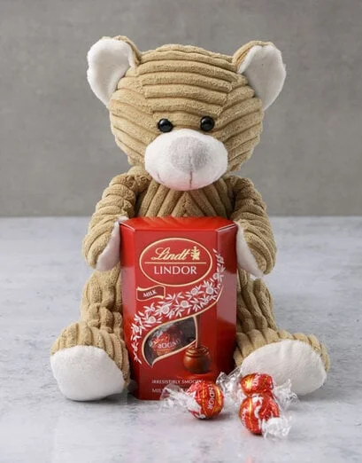 Brown Teddy And Lindt Milk Gift Set - Product image