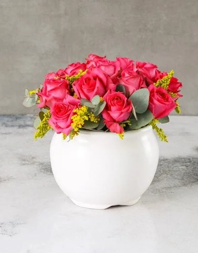 Cerise Happiness Rose Arrangement - Product image