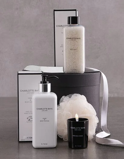 Charlotte Rhys Serene Beauty Hat Box - Product image