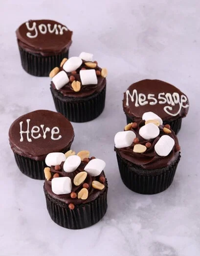 Chocolate Rocky Road Cupcakes - Product image