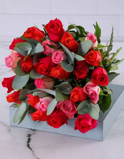 Dreamy Mixed Roses Bouquet - Product image