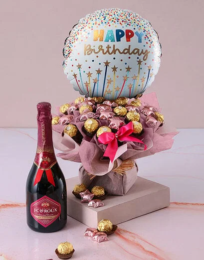 Ferrero And Pink Chocolate Star Arrangement - Product image