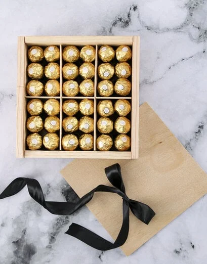 Ferrero Rocher Deluxe Tray - Product image