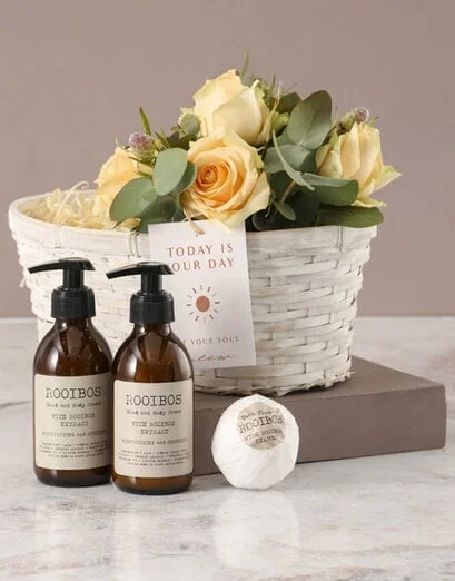 Let Your Soul Glow Peach Roses Hamper - Product image
