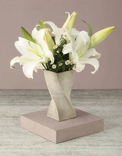 Lilies Of Luxury Arrangement - Product image