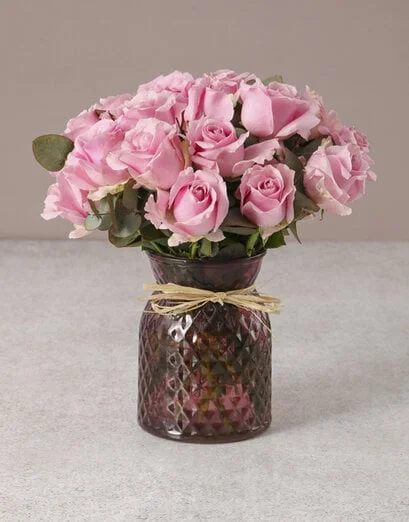 Lovely and Luxurious Pink Rose Arrangement - Product image