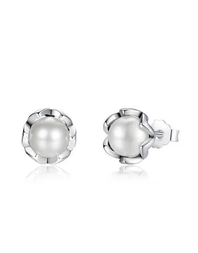 Pearl Flowers Silver Studs - Product image