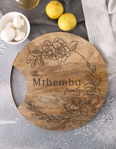 Personalised Floral Wreath Family Board - Product image