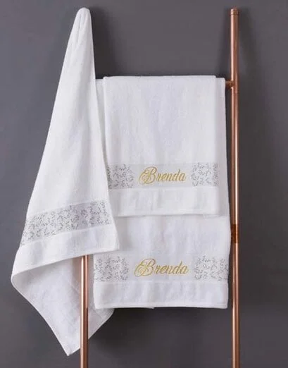 Personalised Leaf Foilage White Towel Set - Product image