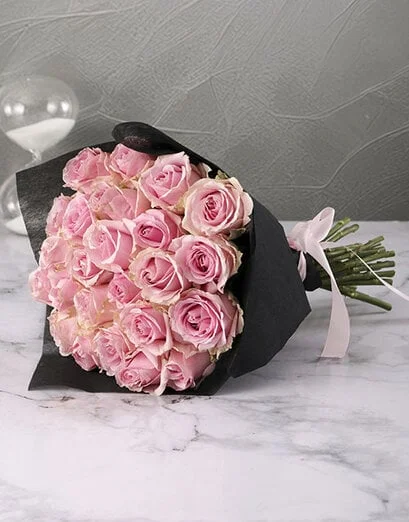 Pink Rose Bouquet with Black Wrapping - Product image