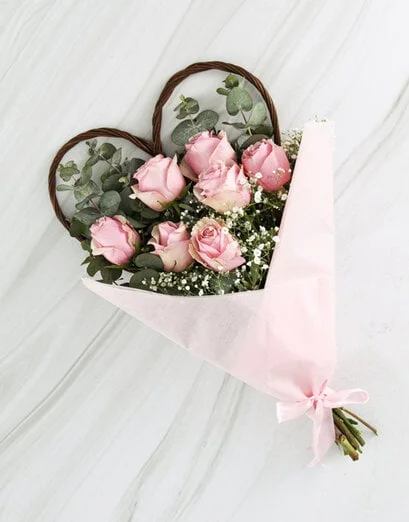 Pretty Pink Rose Heart Bouquet - Product image