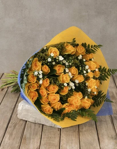 Regal Yellow Rose Bouquet Gift - Product image