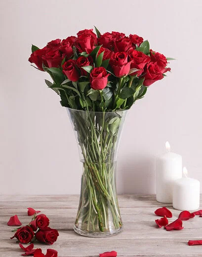 Scarlet Love Rose Vase - Product image