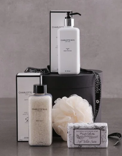 Serene Charlotte Rhys Pamper Set - Product image