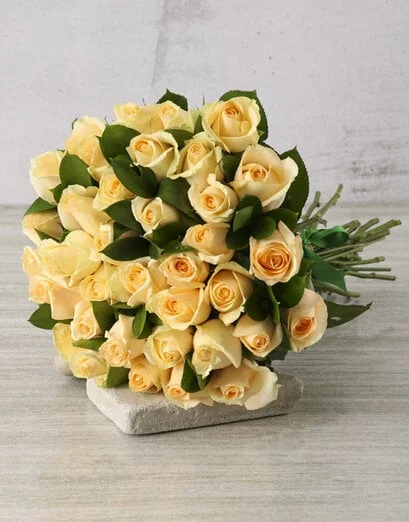 Simply Stunning Cream Rose Bouquet - Product image