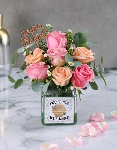 Sweet Rose Sensations in a Vase - Product image