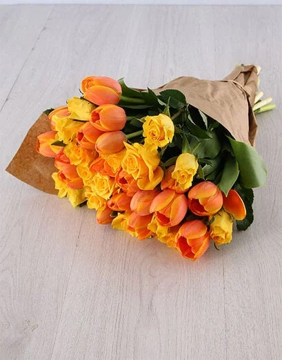 Tulips & Yellow Roses - Product image